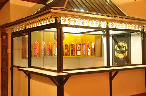 Hotel Oyo 436 Sandakelum Tourist Guest House Kandy