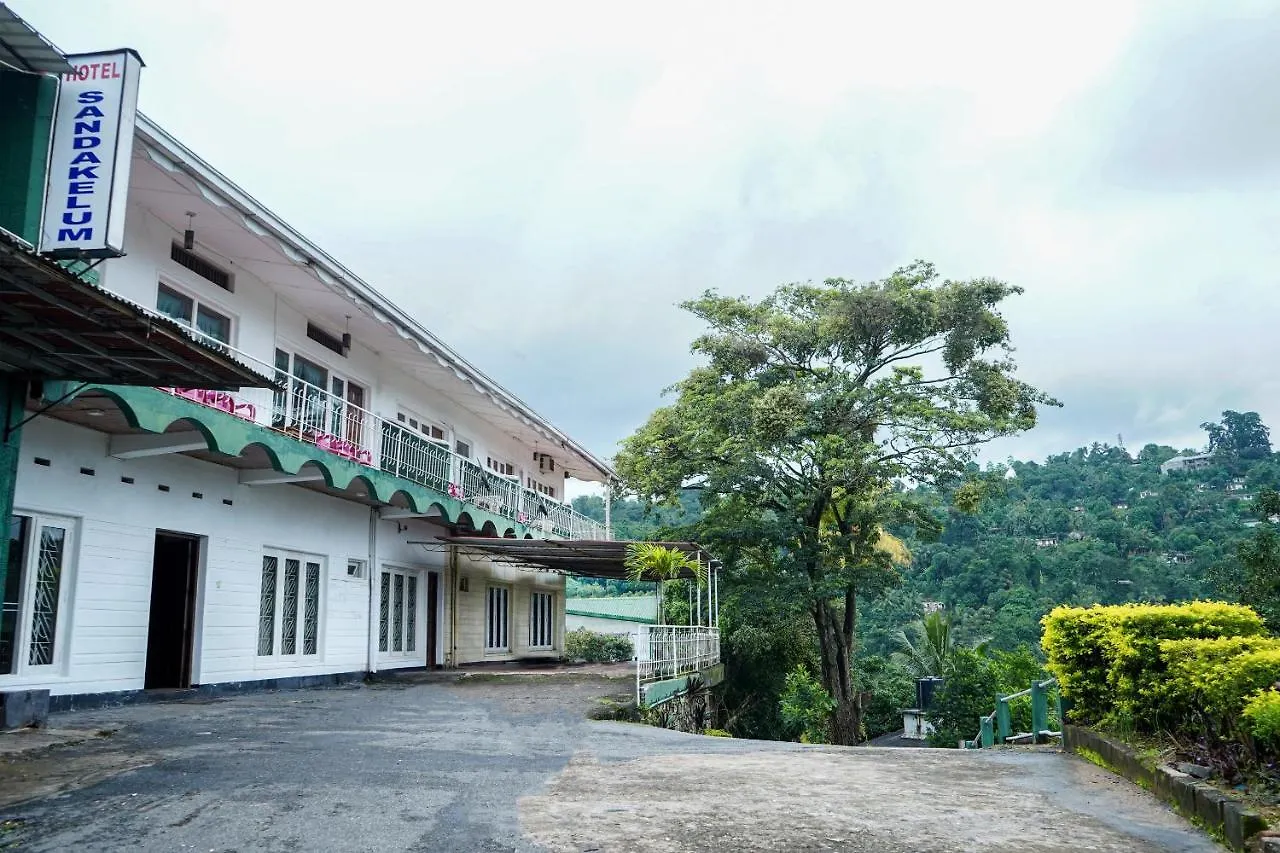 Oyo 436 Sandakelum Tourist Guest House Kandy Hotel