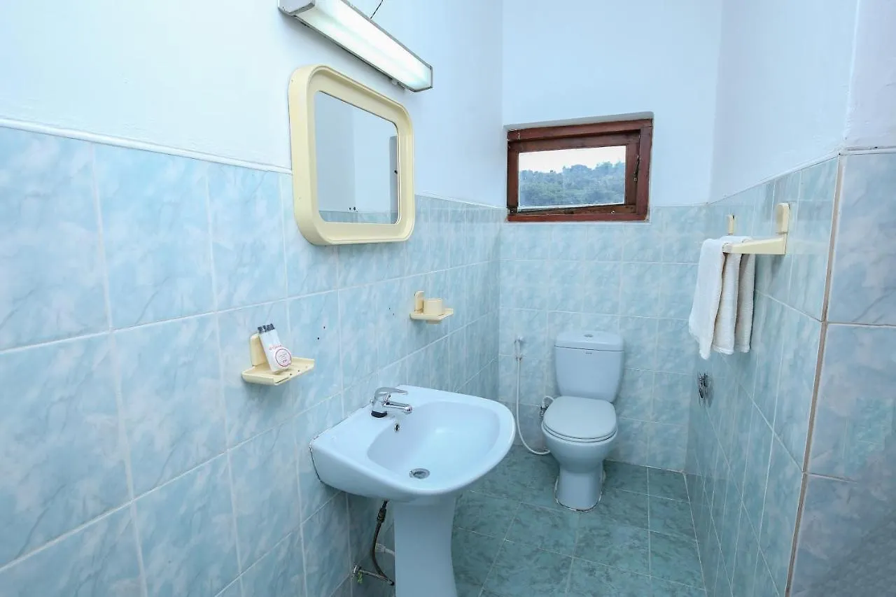 Hotel Oyo 436 Sandakelum Tourist Guest House Kandy